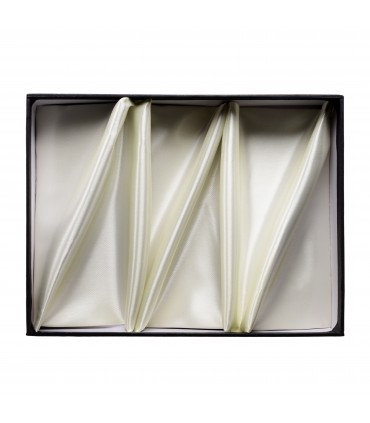 display PER PIPA myon NERO CON LOGO A RILIEVO IN ORO, INTERNO IN TESSUTO IN OMAGGIO CON L'ACQUISTO DI 6PZ. A SCELTA DI PIPE MYON