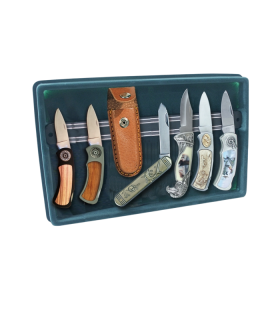 COLLEZIONE GEIT 12 COLTELLI CACCIA E PESCA IN LAMA DI ACCIAIO CON ESPOSITORE IN VELLUTO E BARRA MAGNETICA ESTRAIBILE