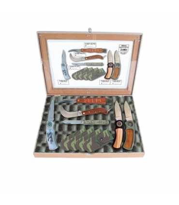 COLLEZIONE GEIT 12 COLTELLI VARI CON FODERO E LAMA DI ACCIAIO CON CASSETTA IN LEGNO E FINESTRA TRASPARENTE