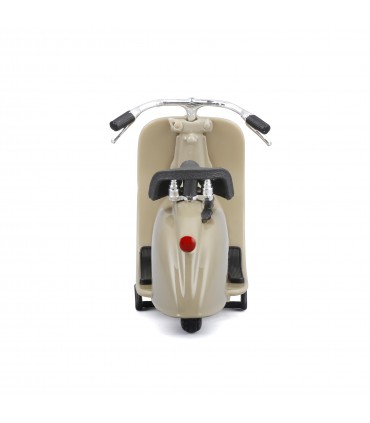 Vespa Maisto Scala 1:18 expo da 12 pz. assortite