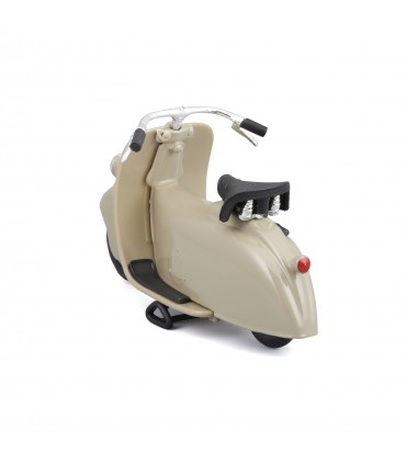 Vespa Maisto Scala 1:18 expo da 12 pz. assortite