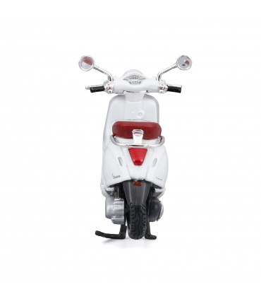 Vespa Maisto Scala 1:18 expo da 12 pz. assortite
